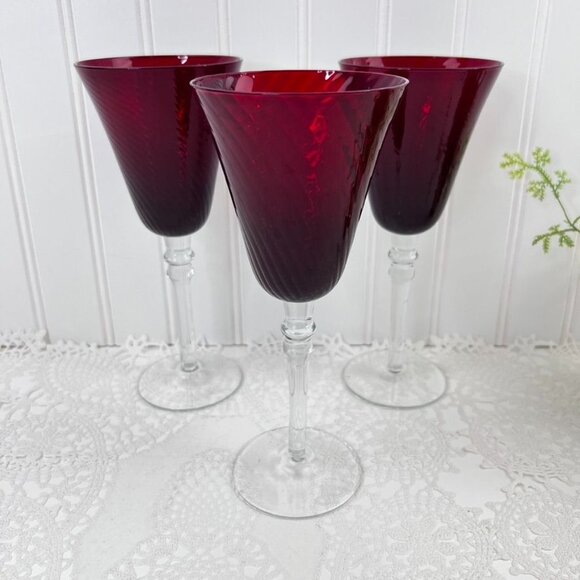 Set Of 3 Vintage Ruby Red Swirl Stemmed Wine/Water Goblets With Clear Stems - Picture 1 of 10
